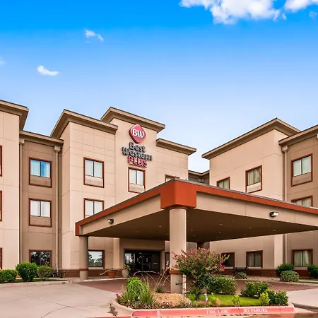 Best Western Plus Texoma Hotel & Suites-3