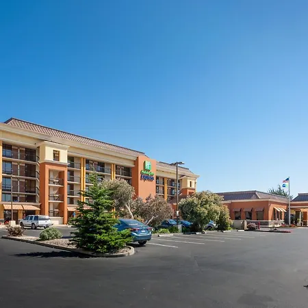 Holiday Inn Express At Monterey Bay By Ihg-3