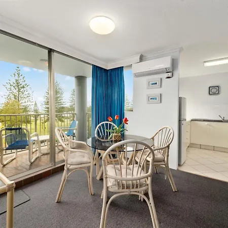 Sandpiper Broadbeach-3