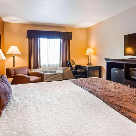 Best Western Plus Corning Inn-2