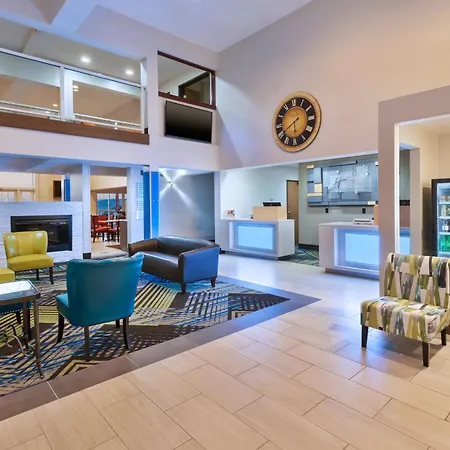 Holiday Inn Express & Suites Petoskey By Ihg-3
