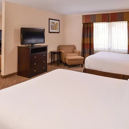 Holiday Inn Express & Suites Bridgeport By Ihg-3
