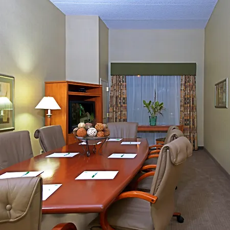 Holiday Inn & Suites Goodyear - West Phoenix Area By Ihg-3