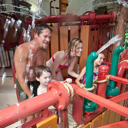 Great Wolf Lodge Waterpark Resort-2