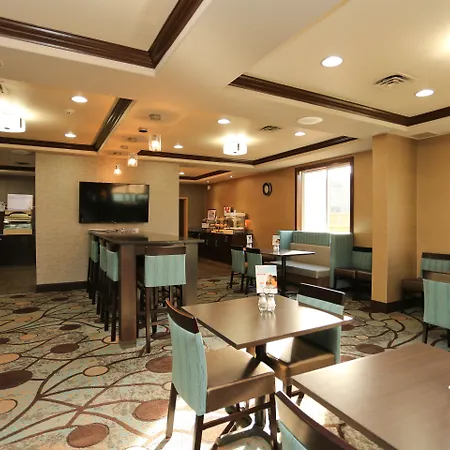 Holiday Inn Express Hotel & Suites Vernon By Ihg-3