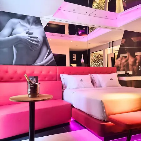 Hotel Avenue - Adults Only-3