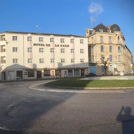 Hotel De La Gare-3