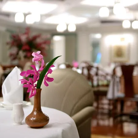Evergreen Laurel Hotel Bangkok-2
