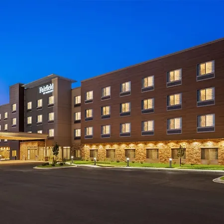 Fairfield By Marriott Inn & Suites Baraboo-2
