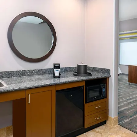 Hampton Inn And Suites Hartford/Farmington-3