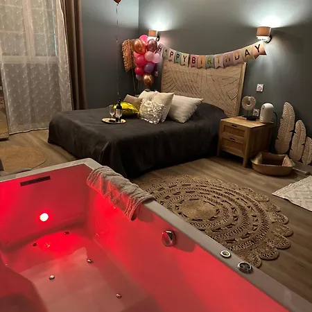 Mas Hinaiti - Suite romantique avec Spa et écran géant de cinéma-2