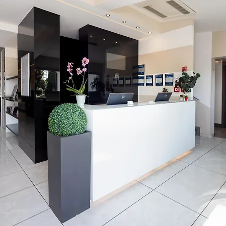 Best Western Plus Hotel Modena Resort-2