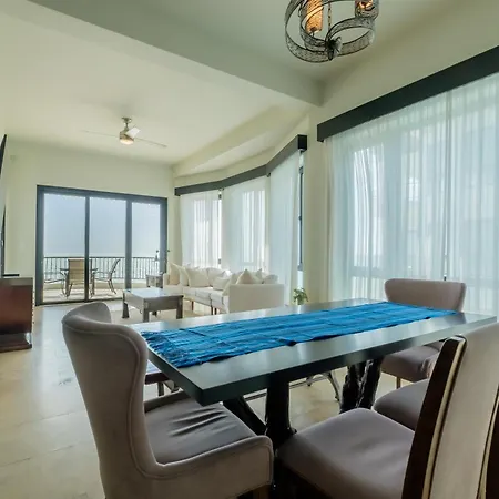 Diamante Beachfront Suites-2
