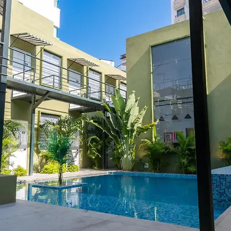 Oasis Tropical Hotel-3