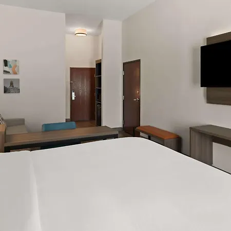 Comfort Suites Granbury-3