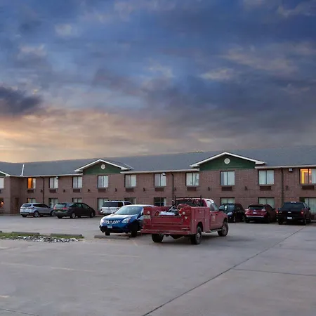 Super 8 By Wyndham Salina I-70-3