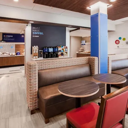 Holiday Inn Express & Suites - Colorado Springs South I-25 By Ihg-2