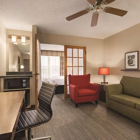 Country Inn & Suites By Radisson, Forest Lake, Mn-3