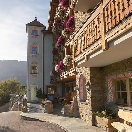 Dorfhotel Beludei-2