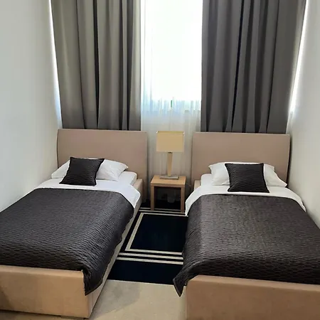 Zoo Hotel-3