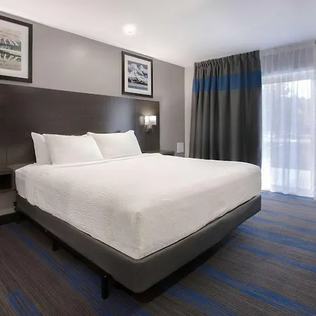 Days Inn By Wyndham Barrie-2