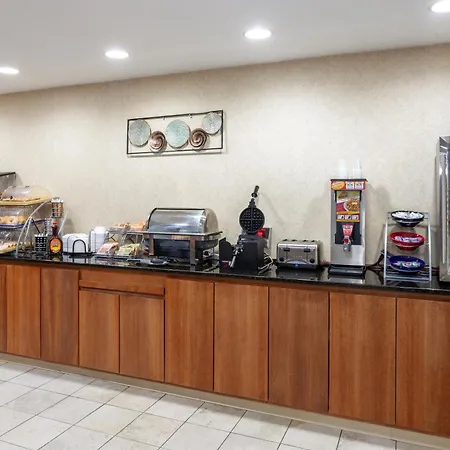 Days Inn By Wyndham Wooster-3