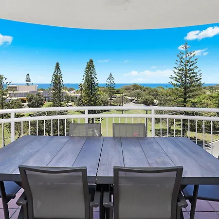Beachside Resort Kawana Waters-2
