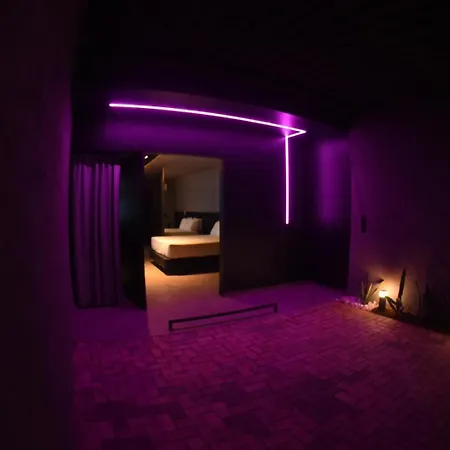 All In Motel-3
