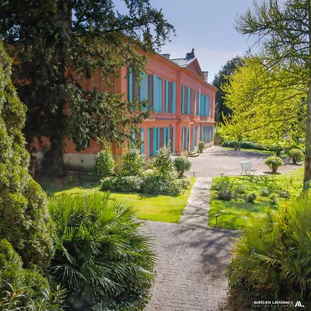 Chateau Pont Saint-Martin-3