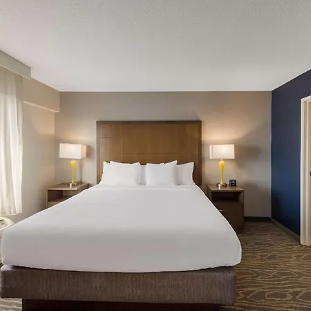 Comfort Inn & Suites Tipp City Dayton North I-75-3