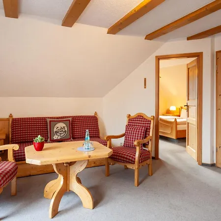 Hotel Sauerlaender Hof-2