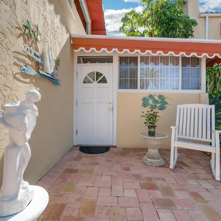 Banyan House Vacation Rentals-2