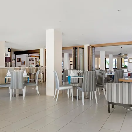 Royal Sunset Beach Club-3