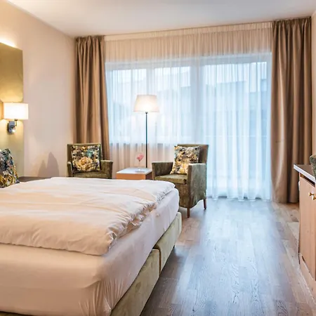Vitalpina Hotel Waldhof-3