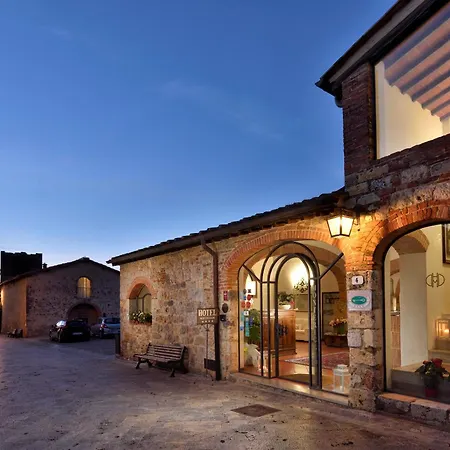 Hotel Monteriggioni-3