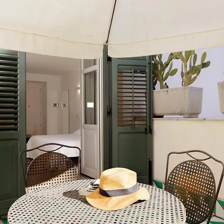 Palazzo Brunaccini Boutique Hotel-2