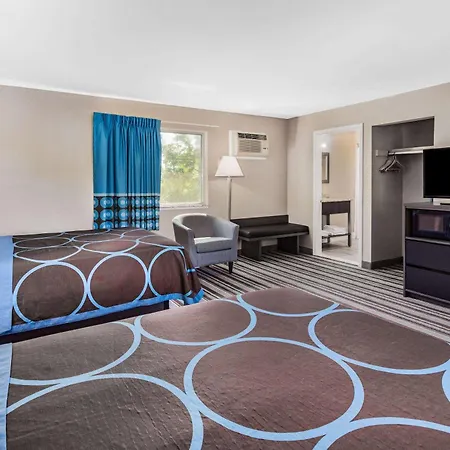 Super 8 By Wyndham Marysville/Port Huron Area-3