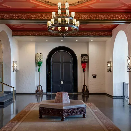 The Royal Hawaiian, A Luxury Collection Resort, Waikiki-3