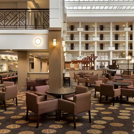 Embassy Suites By Hilton Piscataway Somerset-3