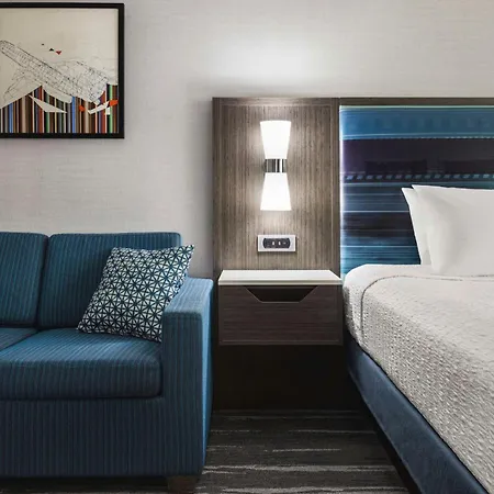Hampton Inn Chicago-O'Hare International Airport-2
