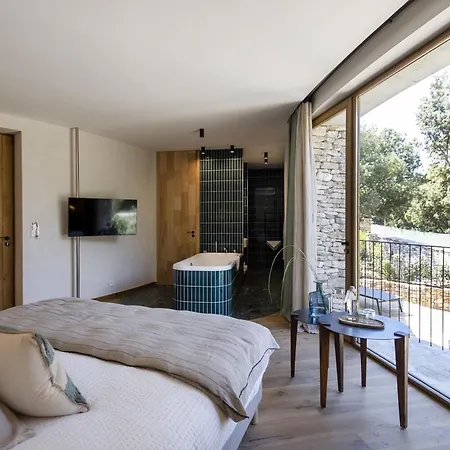 A SPERANZA Suites avec piscine privative chauffée-3