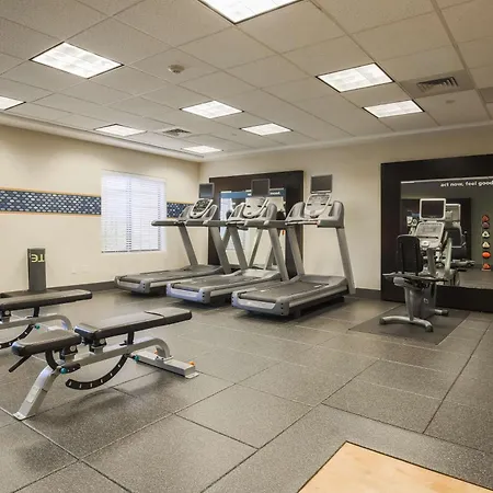 Hampton Inn & Suites Camarillo-2