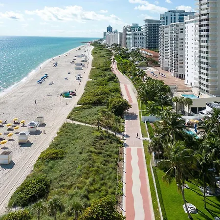 Hilton Cabana Miami Beach Resort-3