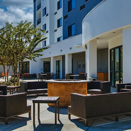 Courtyard Biloxi North/D'Iberville-2