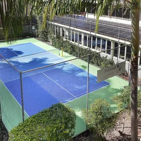 Lennox Beach Resort-3