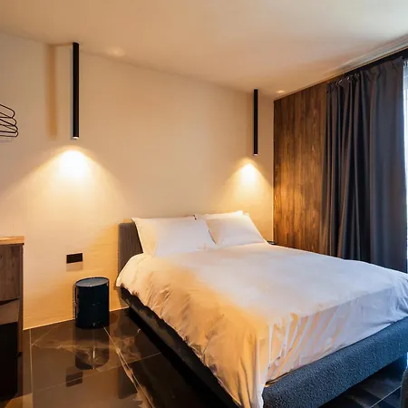 Etrus - Boutique Room & Rooftop-3
