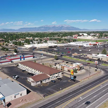 Super 8 By Wyndham Alamosa-3