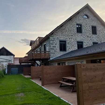 Gite Roche Des Ducs avec Piscine toute l'année, Spa, Sauna, Hammam-3