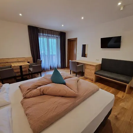 Hotel Mignon-3