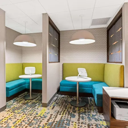 Hampton Inn & Suites Tigard-3